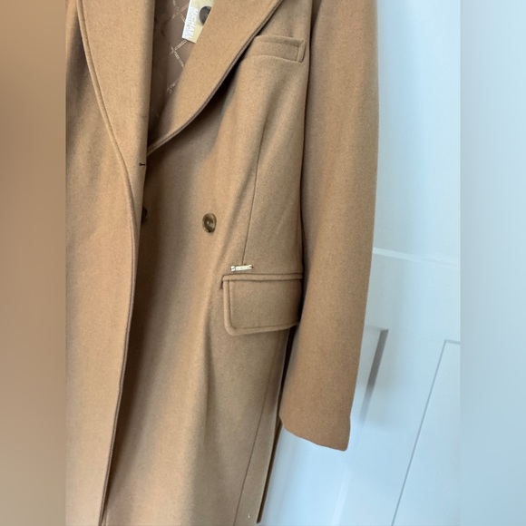 Michael Kors Tan Wool Trench Coat - Picture 3 of 6